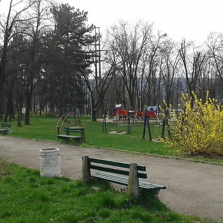 The House In Greenery Апартаменты